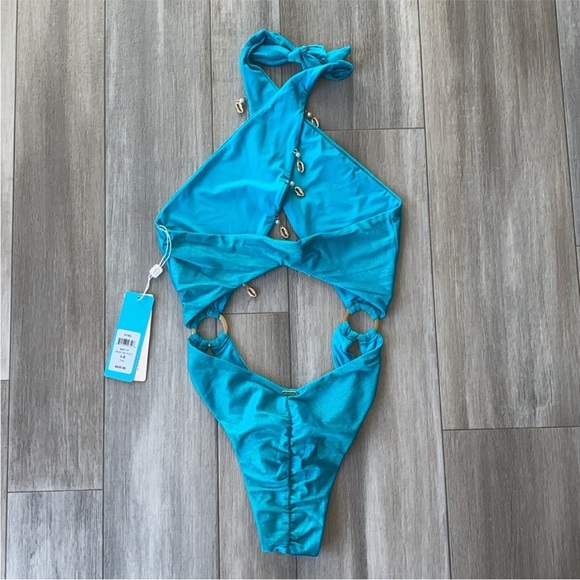 New Beach Bunny Monokini - Picture 2 of 3